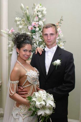 tacky wedding dress. snopes.com: Wedding dress
