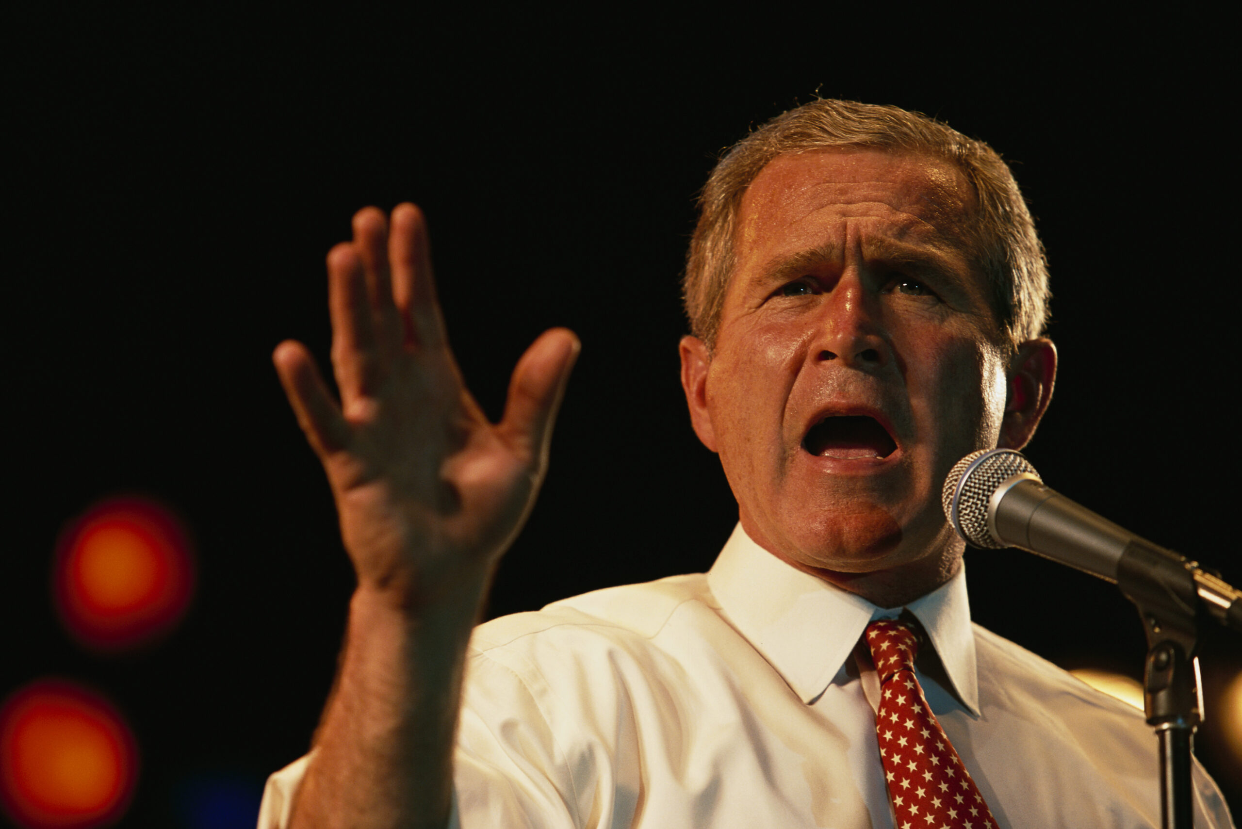 George W. Bush speaks at a rally during his presidential campaign. Bush won the 2000 Presidential Election against Vice President Al Gore after a controversial vote recount in Florida. (Photo by Brooks Kraft LLC/Sygma via Getty Images)