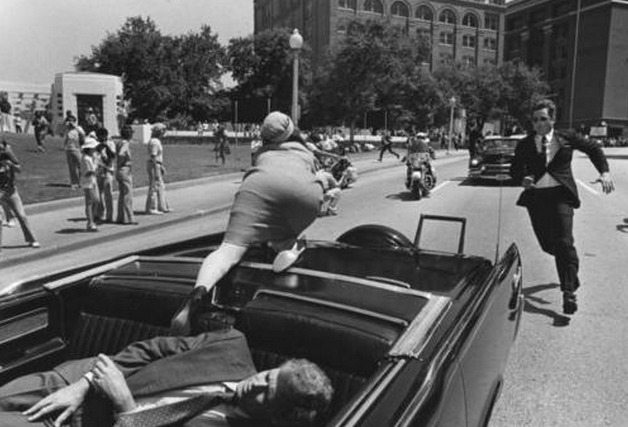 Αποτέλεσμα εικόνας για john kennedy assassination photo