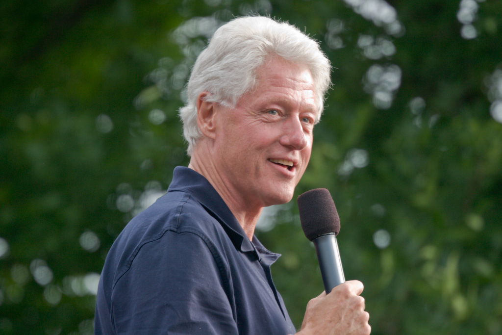 FALSE: Bill Clinton Told Tony Blair He Likes to Punch Slabs of Ham ...