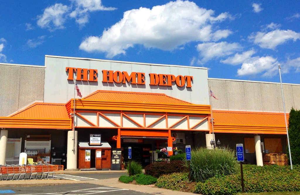  Home  Depot  Co Founder Endorses Donald Trump  Snopes com