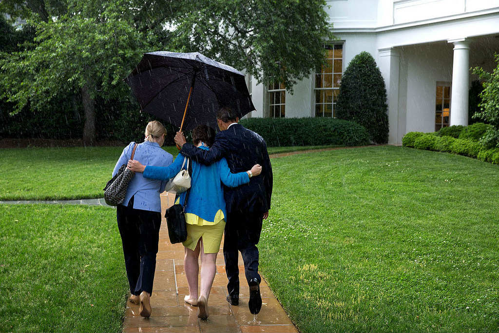 obama umbrella