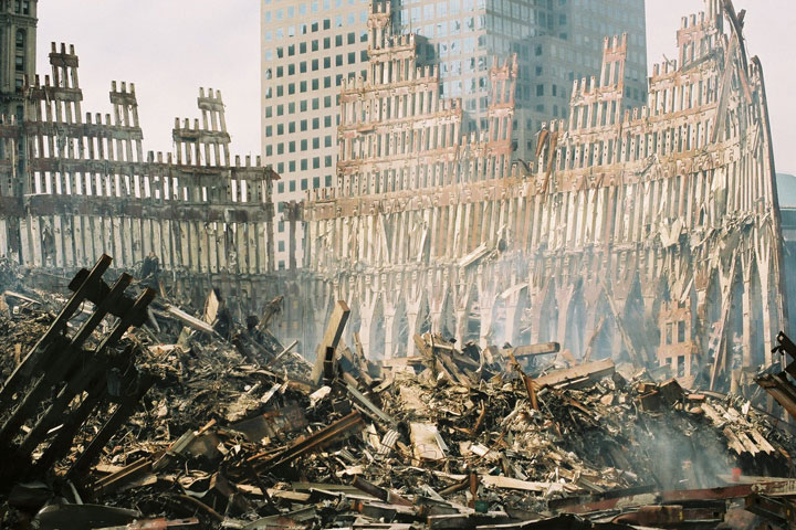 WTC-Wreckage-exterior_shell_of_south_tower.jpg