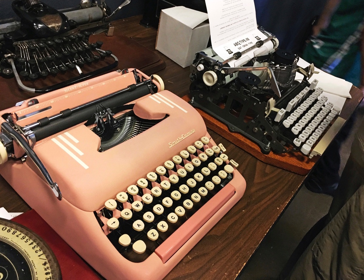 typewriter comeback 2017