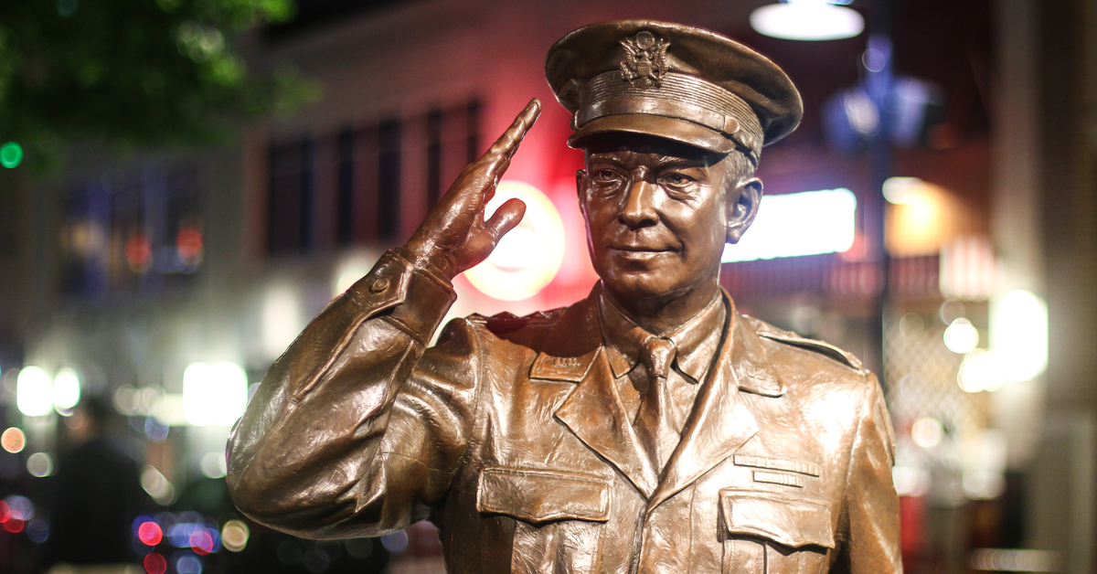 Statue of General Dwight D. Eisenhower