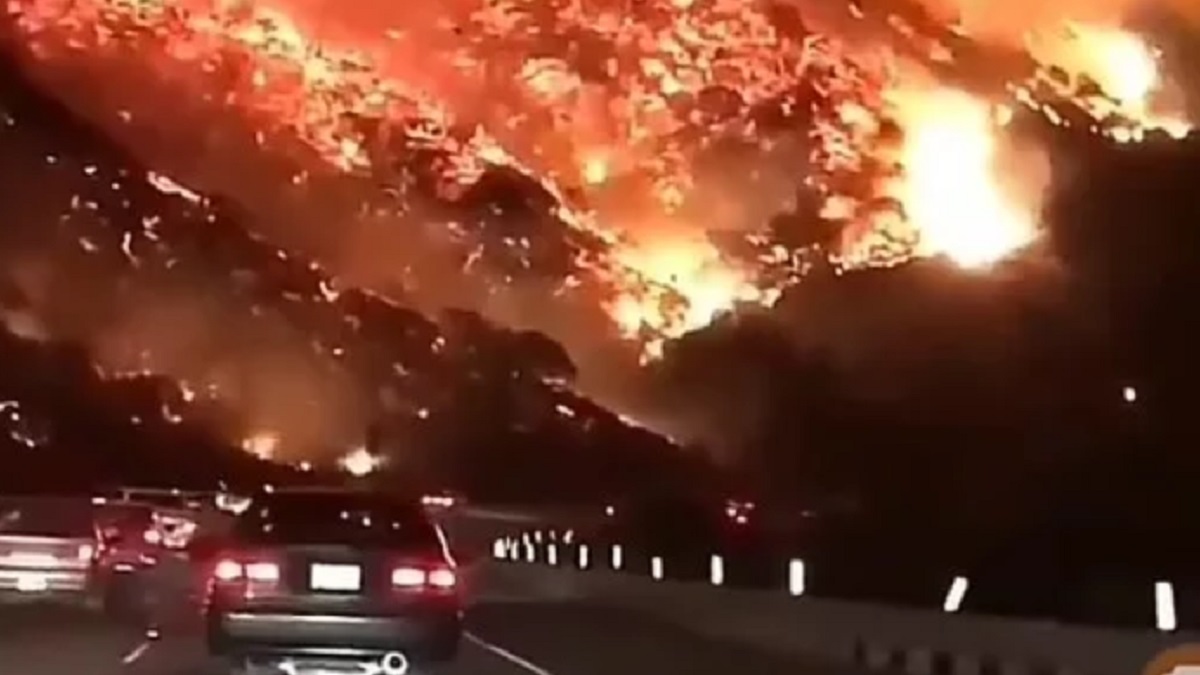 Image result for california wildfires 2018 from freeway