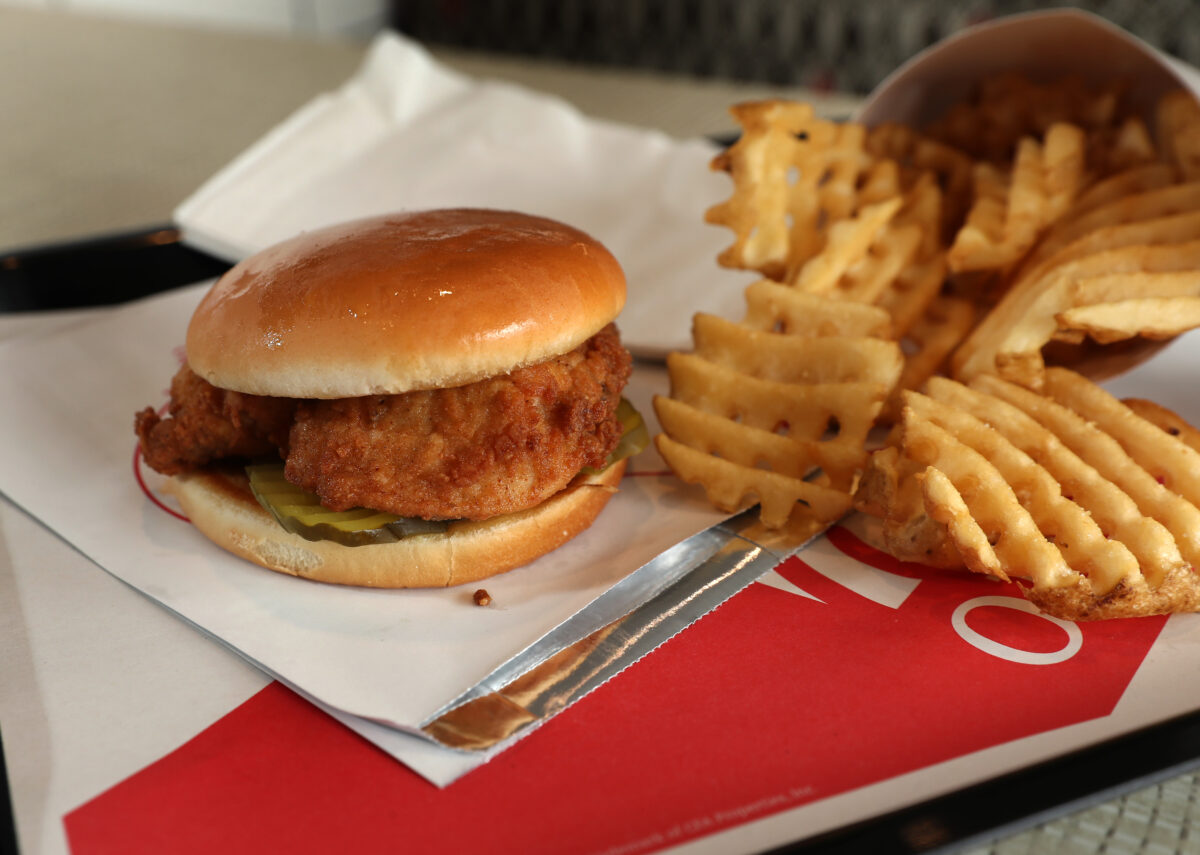 Is Chick Fil A Giving Away Its Food Free For A Year