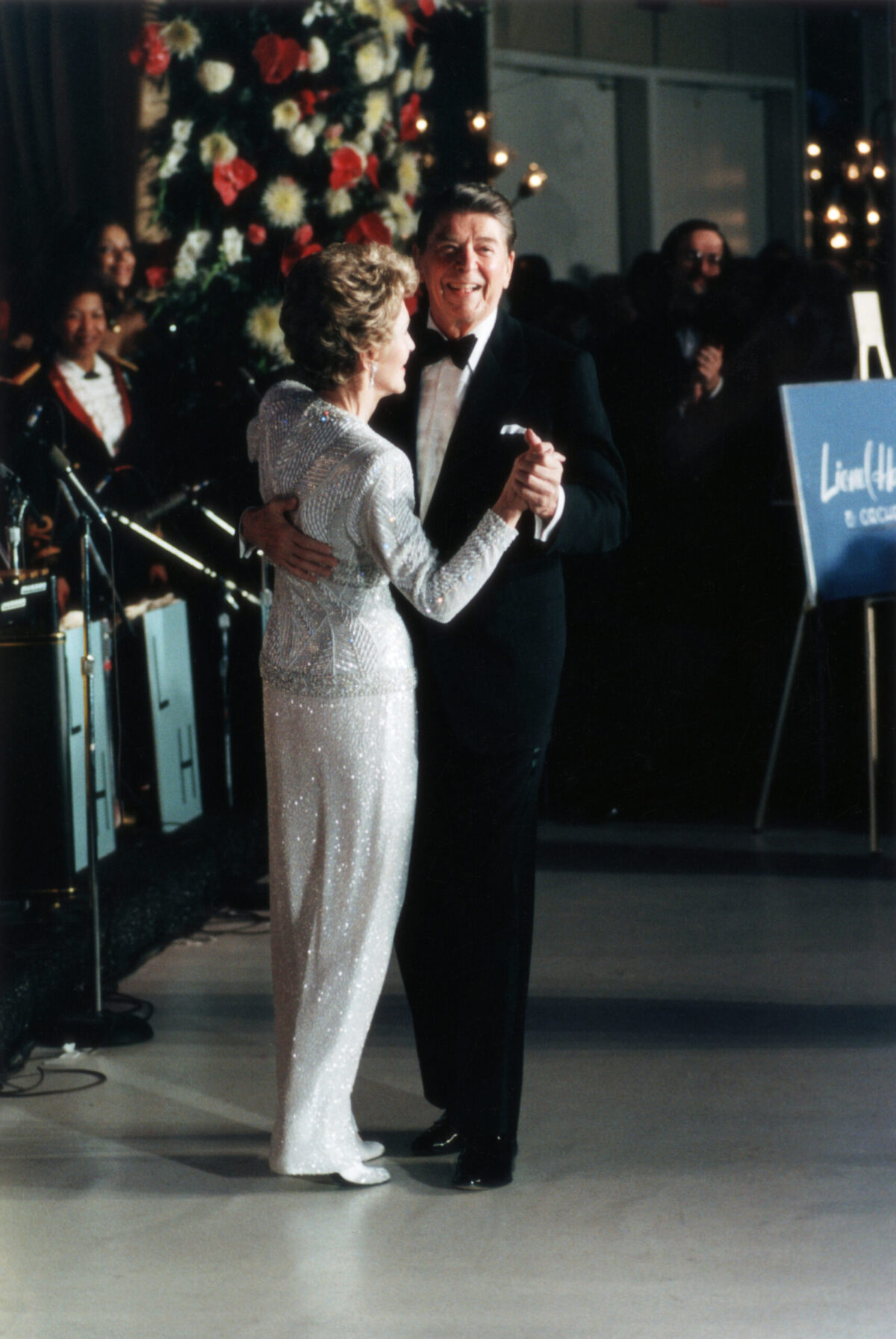 first lady 46000 dress 46,000 $46,000 nancy reagan hillary clinton Jacqueline Kennedy Onassis michelle obama melania trump