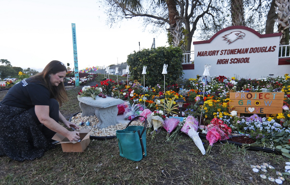 Marjory Stoneman Douglas High School shooting memorial