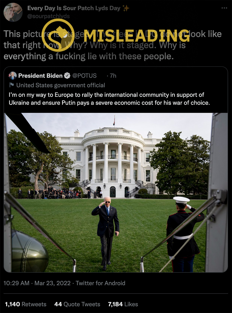 A false rumor tweeted by sourpatchlyds and debostic claimed that a picture of US President Joe Biden in front of the White House had been staged with faked or digitally altered trees.