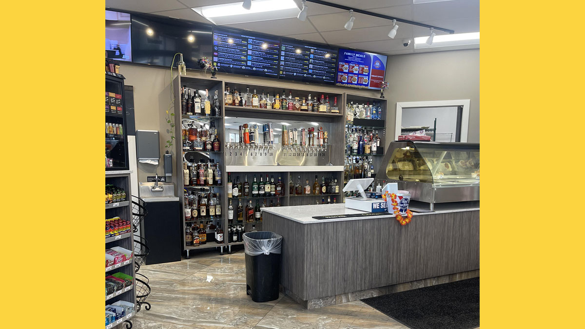 A Reddit post claimed that a picture showed a gas station with a full bar inside and it turned out to be a Shell in Morrow or Maineville Ohio.