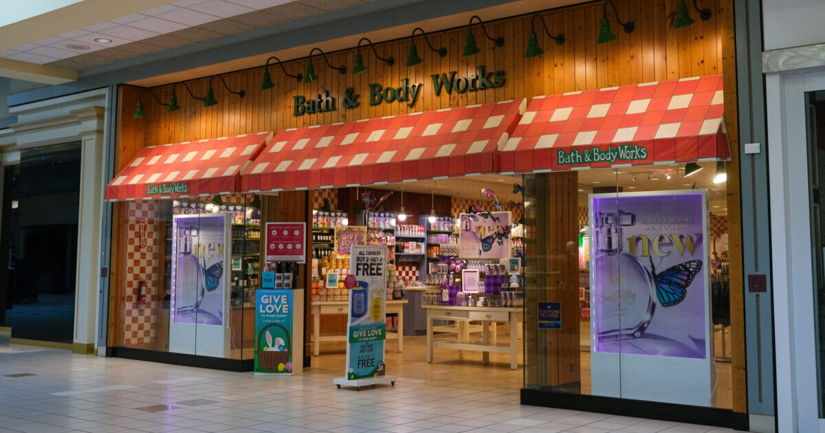 A viral Facebook post appeared to claim that Bath & Body Works products cause infertility and damage to organs and referenced a safety data sheet and also said that EWG ratings are purchased.