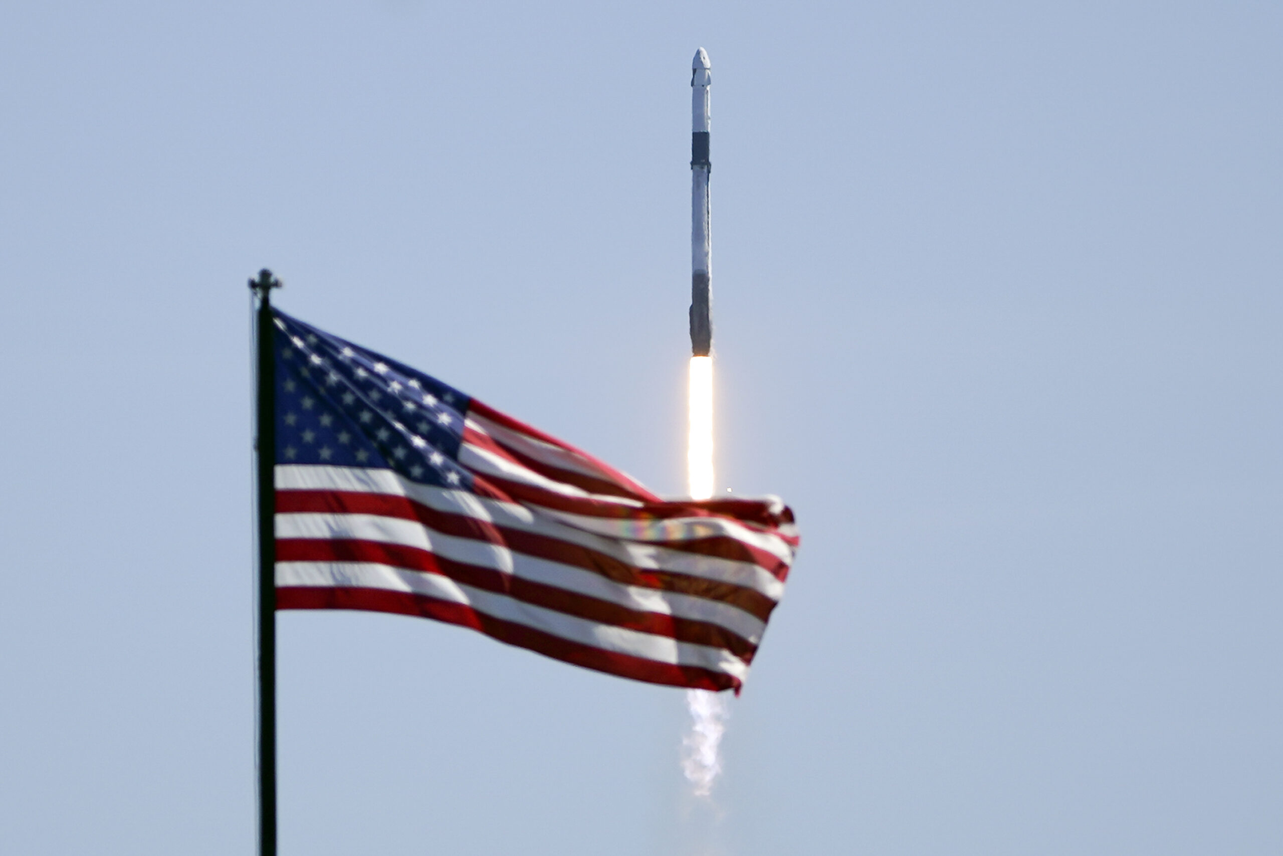 A SpaceX Falcon 9 rocket lifts off from pad 39A at the Kennedy Space Center in Cape Canaveral, Fla., Friday, April 8, 2022. (AP Photo/John Raoux)