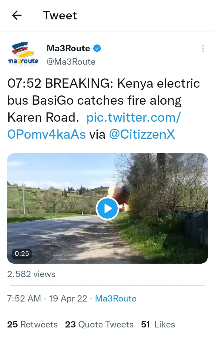 Un autobús eléctrico estalló en llamas y se incendió en Karen Road en Kenia, según un informe de Opera News.