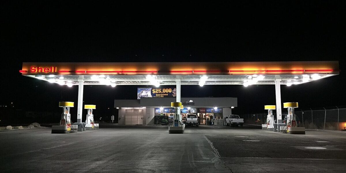Shell gas station at night along Mountain City Highway (Nevada State Route 225) in Elko, Nevada.