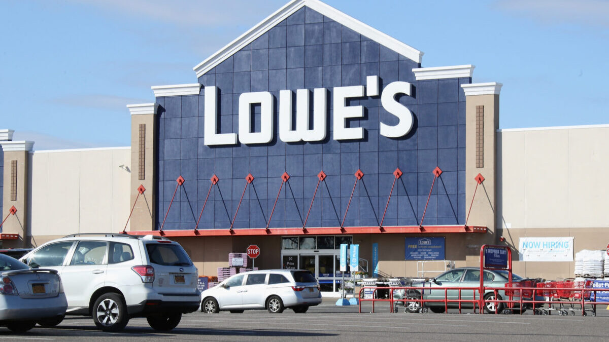 A Lowe's email scam claimed to be giving away a free BTU portable air conditioner in a fake sweepstakes.
