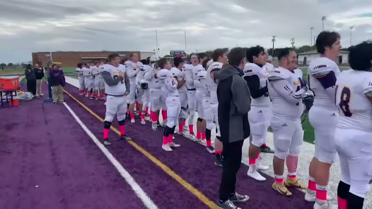 A high school football team led the singing of the national anthem after the band couldn't make it to the game. This occurred in 2019.