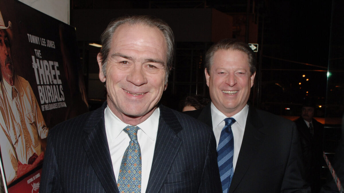 It's true that Tommy Lee Jones and Al Gore were college roommates.