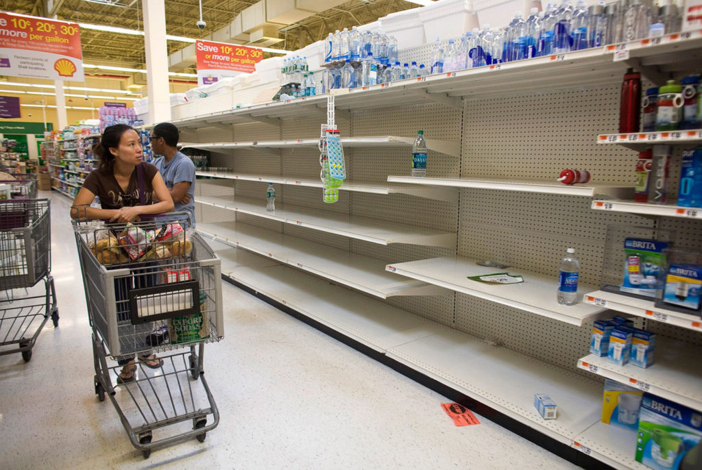 hurricane irene shopping aisle